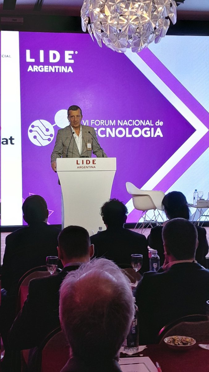 ¿Cuáles son los principales desafíos y tendencias en cloud y ciberseguridad en Argentina y cómo las empresas pueden prepararse para enfrentarlos?

VI Foro Nacional de Tecnologia #Lideargentina 

<a href="/RodolfodeFelipe/">Rodolfo de Felipe</a>