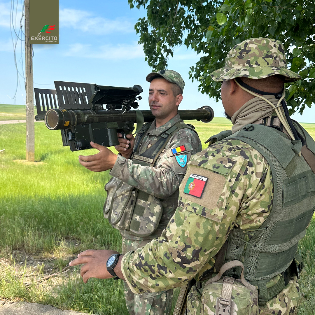 Exercito_pt's tweet photo. Militares 🇵🇹da 3.ª Força Nacional Destacada na Roménia participam no Exercício SCORPION LEGACY 23 na Roménia🇷🇴
https://t.co/YzQzbBwTsc
Ao serviço dos Portugueses.
#ExércitoPortuguês #DefesaNacional #3FNDROU #NATO #WeAreNATO #StrongerTogether @ForteleTerestre @eu_eeas @defesa_pt https://t.co/1E6QLCzrym