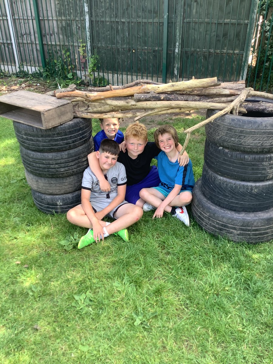 westheathprim's tweet photo. #WHPSClass10 learnt all about tension and compression forces in #WHPSScience this afternoon. We then went outside and created our own bridges thinking about how these forces acted. There was some great collaboration being shown! https://t.co/Dg4xVRZMub