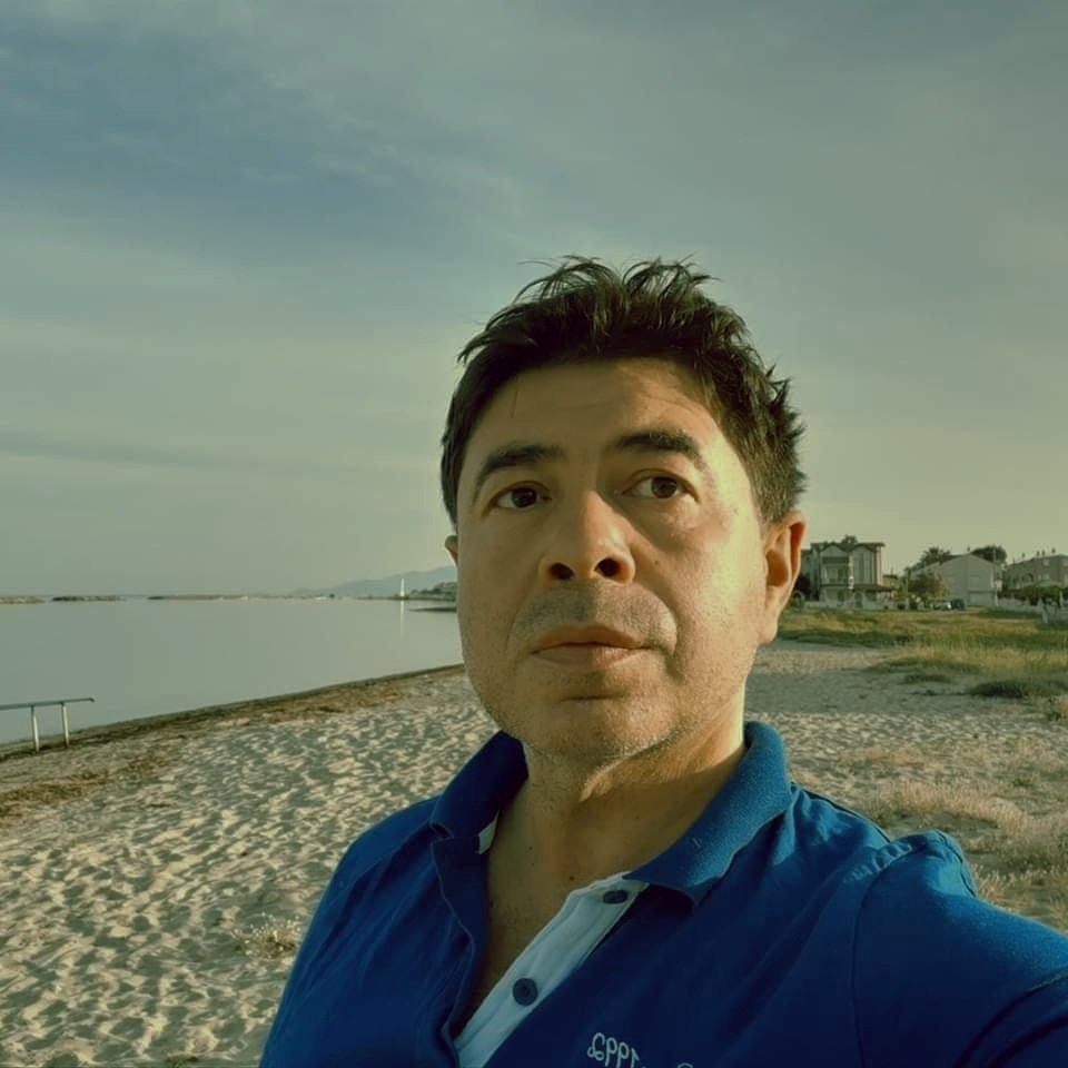 Yazlıkta deniz kenarı gezintisi