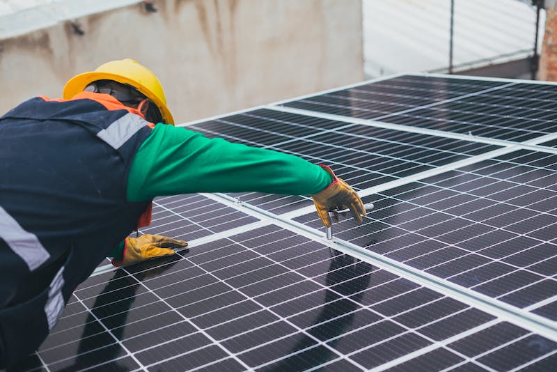 NewEnergyNexus's tweet photo. 💡 Our New York program, The Clean Fight spoke with the founders of Sealed, Kelvin (formerly @RadiatorLabs) and @perlstreet to unpack hard-learned lessons how to leverage project finance to scale your climate tech startup! ⚡️

👉 https://t.co/F8KEvpjPQx https://t.co/JP3HjYe36g