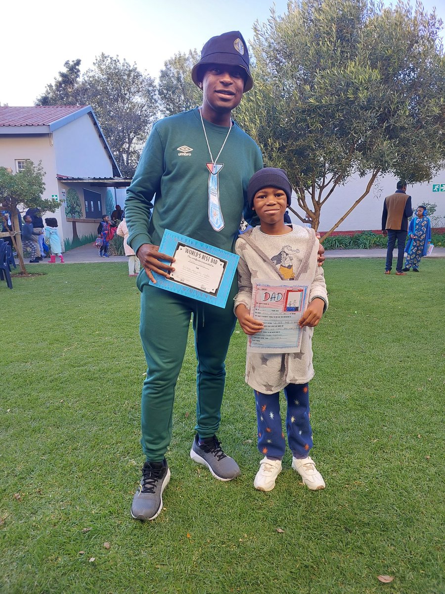 Pasekas's tweet photo. #FOMFathersDay

Got the Best Dad Award and Special Dad Tie from my little Champion. https://t.co/bXfbLYZ6LQ