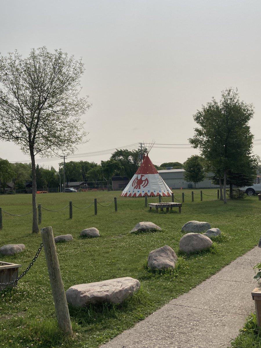 Victory School tweet media