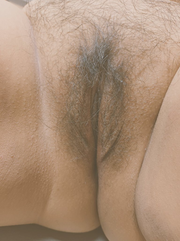 입지않은 삼각 팬티