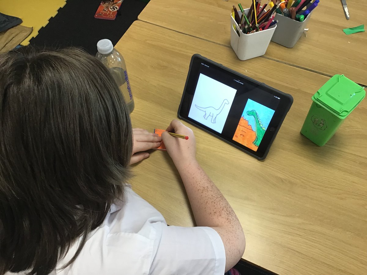 Clyde Primary P7B on Twitter "P7 are making mini books as part of the