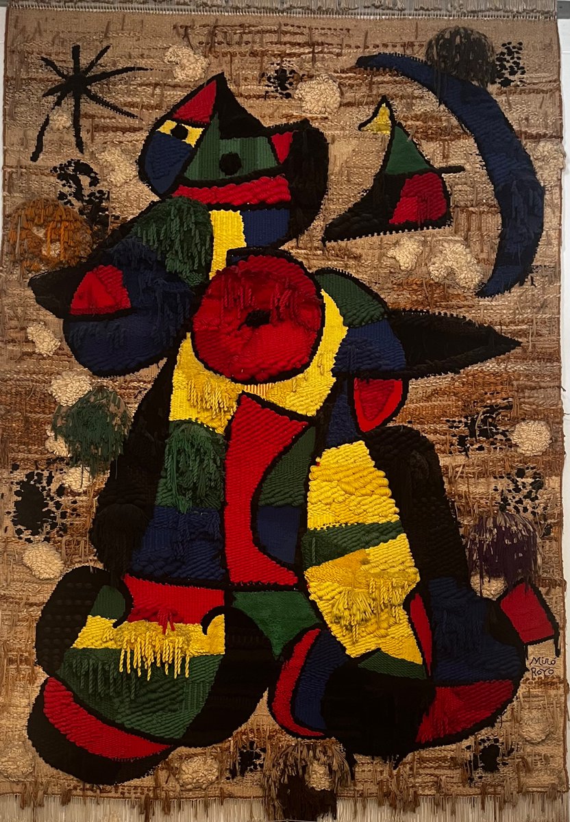 If I’d known what had inspired its design, I wonder if I would have spent a whole summer knitting that #HarryStylesCardigan? 😂 🧶#CovidLockdownKnit
#JoanMiró