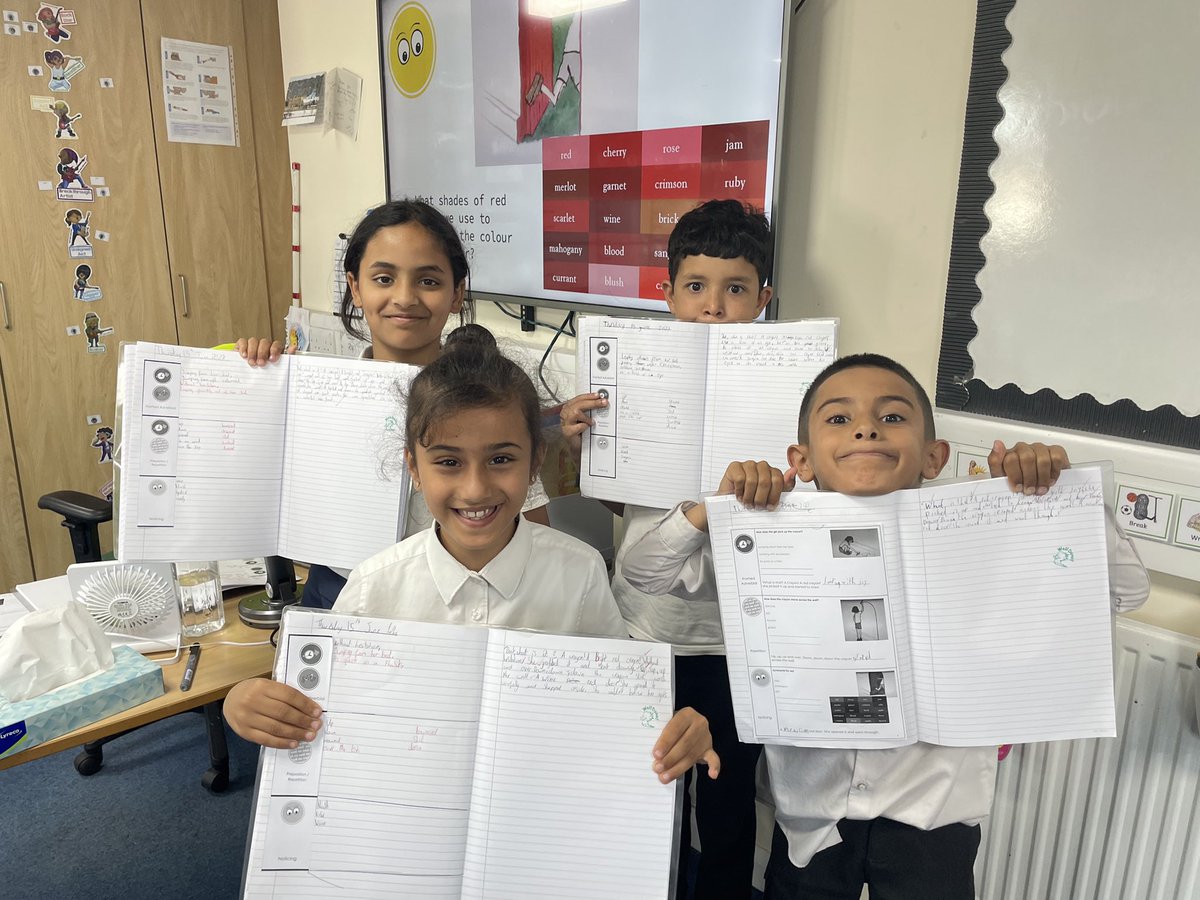 Y4stsilasREMAT's tweet photo. Well done to these fantastic writers for their amazing effort in class this morning! โ๐ผ๐ #SilasWriting @janeconsidine @stsilasschool https://t.co/rJRZHDcLaN