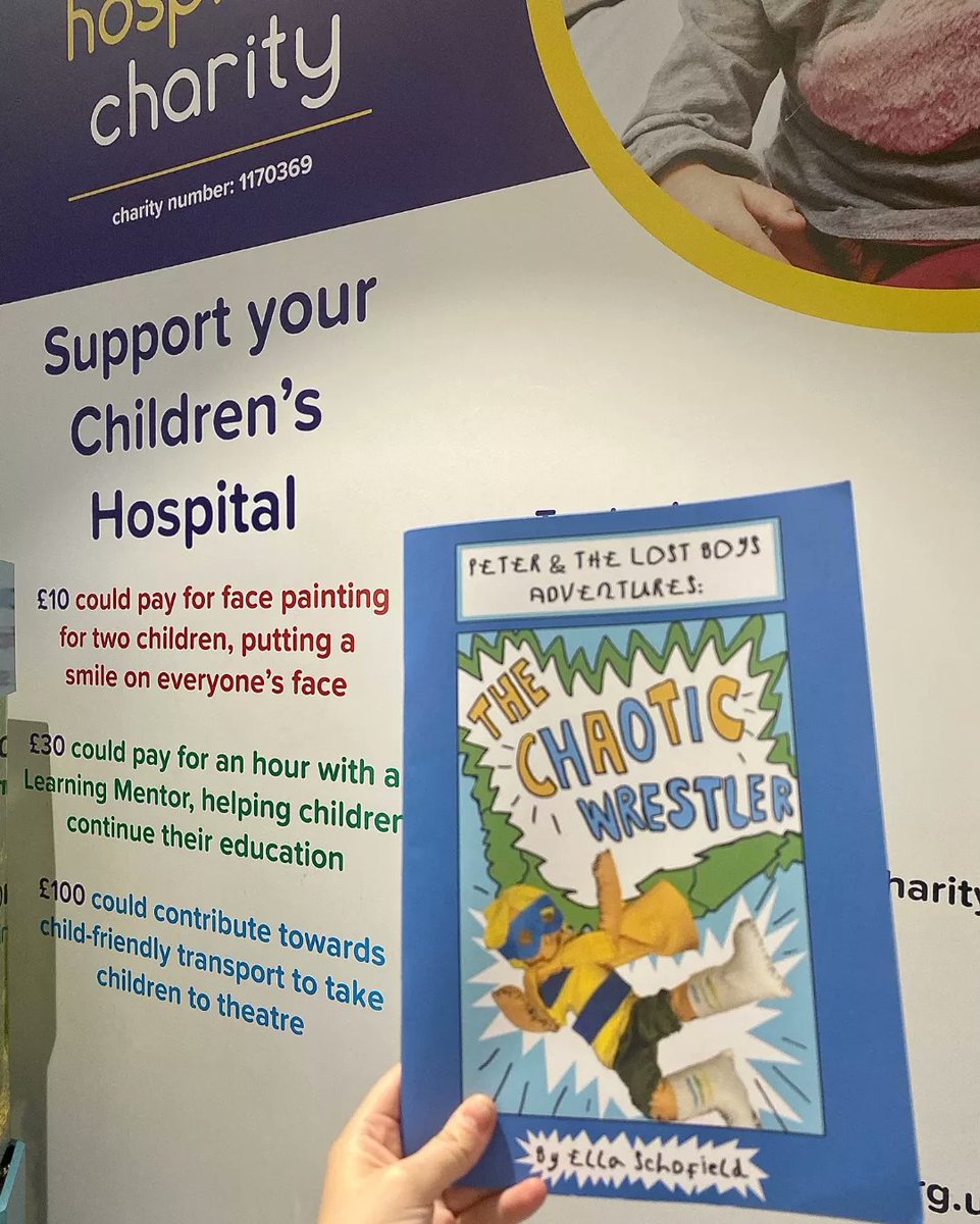 BeyondArtsLeeds's tweet photo. Beyond artist Ella had an amazing day yesterday with supporting artist Rosie.

Ella started the day by heading to Leeds Childrens Hospital to meet Leeds Hospital Charity &amp; drop off some copies of her hot off the press colouring book 'The Chaotic Wrestler'.

1/4 https://t.co/RXXpkIgzvD