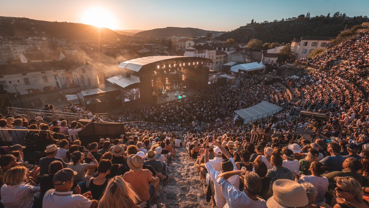 Vignobles de la Vallée du Rhône (@vinsrhone) on Twitter photo Le Festival <a href="/jazzavienne/">Jazz à Vienne</a> a commencé !
Découvrez les vins d’appellations Côtes du Rhône et Côtes du Rhône Villages sur tous les bars lors de l’événement.
cotesdurhone.com/le-festival-ja…
© Eliot Hubert Le Festival <a href="/jazzavienne/">Jazz à Vienne</a> a commencé !
Découvrez les vins d’appellations Côtes du Rhône et Côtes du Rhône Villages sur tous les bars lors de l’événement.
cotesdurhone.com/le-festival-ja…
© Eliot Hubert