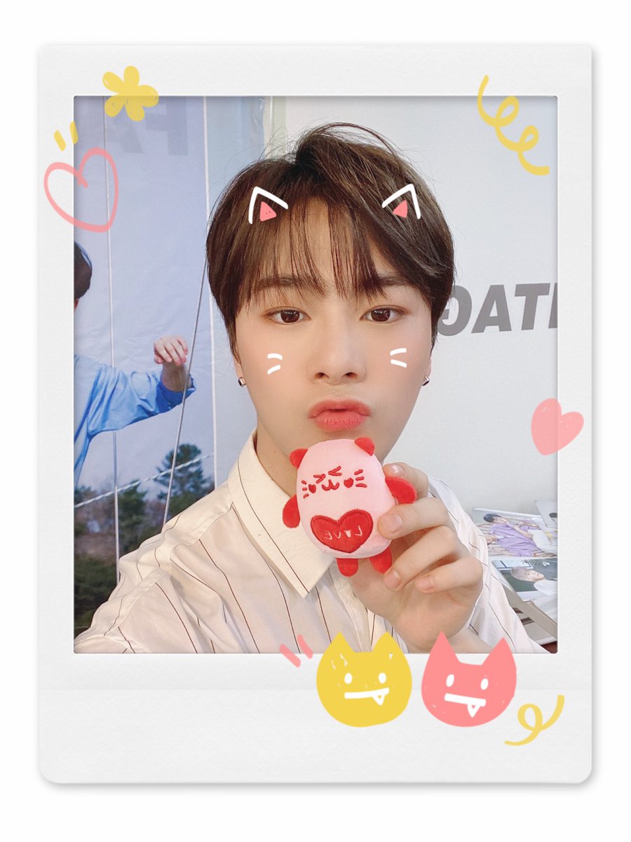 moonbinilike's tweet photo. 인간냔냐 모음.zip 
#문빈 https://t.co/yedBUYfkoQ