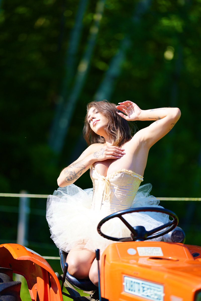 shroomcvke's tweet photo. Tutu and tractor both start with T that’s why I chose this outfit for this shoot https://t.co/IgrQSEpBQE