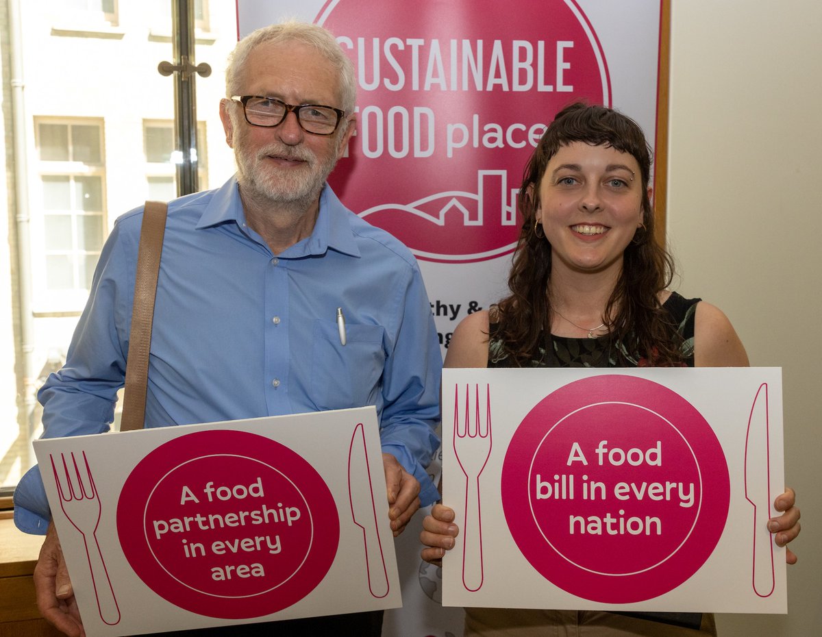 We joined #SustainableFoodPlaces and MPs at <a href="/UKParliament/">UK Parliament</a> yesterday to call for a #foodpartnership in every area, a #foodbill in every nation and govt investment in good food. Thank you to <a href="/jeremycorbyn/">Jeremy Corbyn</a> MP for coming along. bit.ly/InvestingBette…. <a href="/FoodMatters_org/">Food Matters</a>