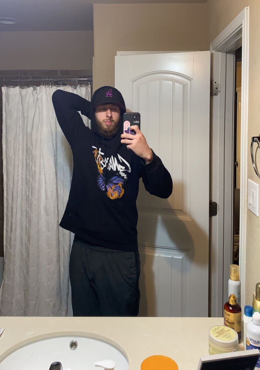 Fake Vers Top tweet media