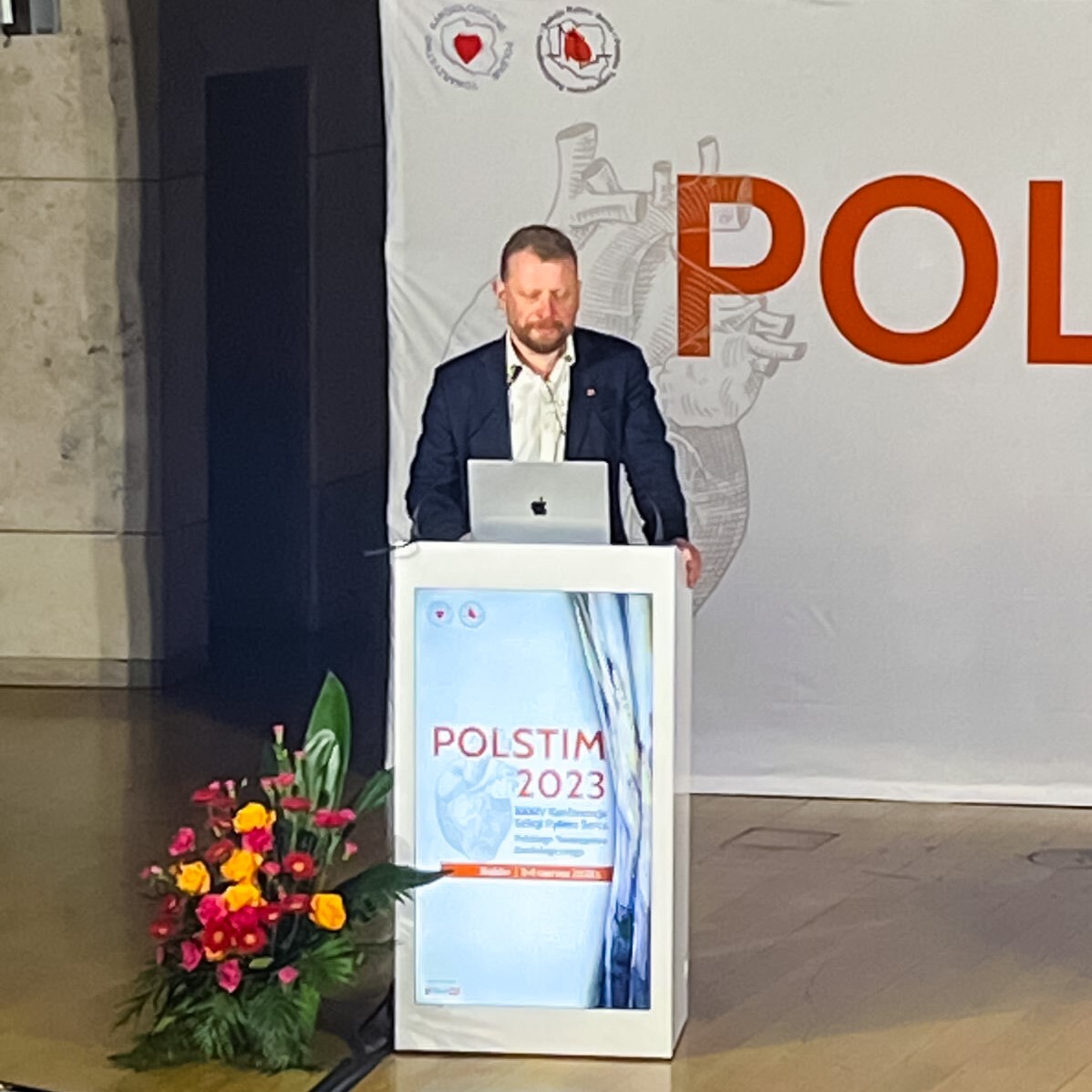 Magnetic navigation for patients with #CongenitalHeartDefects 🤖💓
Thank you Prof. @SzumowskiLukasz for your engaging presentation on your experience using #RoboticEP to navigate tortuous anatomy during #POLSTIM2023 in Cracow, Poland. 🇵🇱

#Cardiology #GlobalEP #EPeeps #MedTech