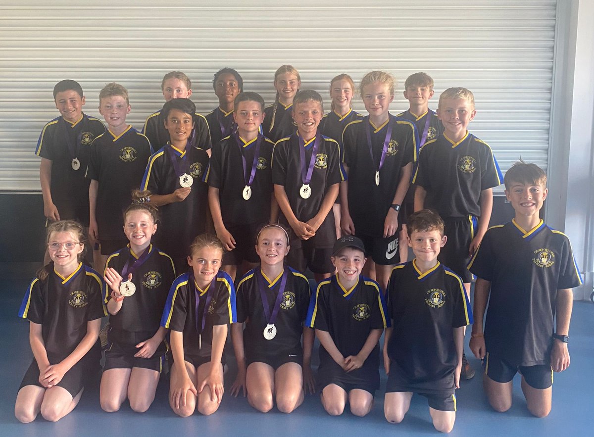 crawforddyke's tweet photo. Our amazing track and field team came home with 15 medals today! 7 x 1st place, 2 x 2nd place and 6 x 3rd place! Outstanding effort and achievement! We are so proud of you! 🎉🏅#itsSLC https://t.co/jewQ2L2fA3