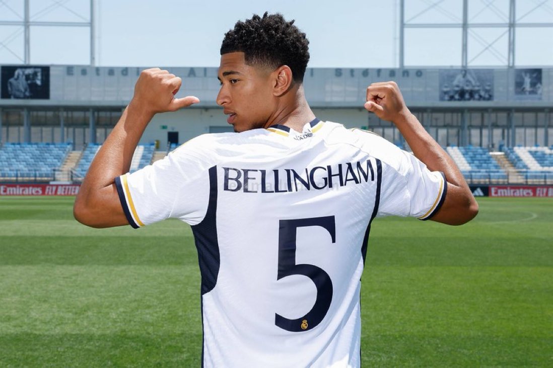 SrNaninho's tweet photo. 🚨 SORTEO NUEVA CAMISETA DEL REAL MADRID de JUDE BELLINGHAM

🔎 Requisitos:

- SEGUIR a @SrNaninho y @Ctinfo_17 

-Dar RT🔄 a este tweet

📢 Anunciaremos el ganador el próximo miércoles 21 de Junio a las 20:00 en nuestros perfiles de Tuiter. https://t.co/8LeTFp74rc