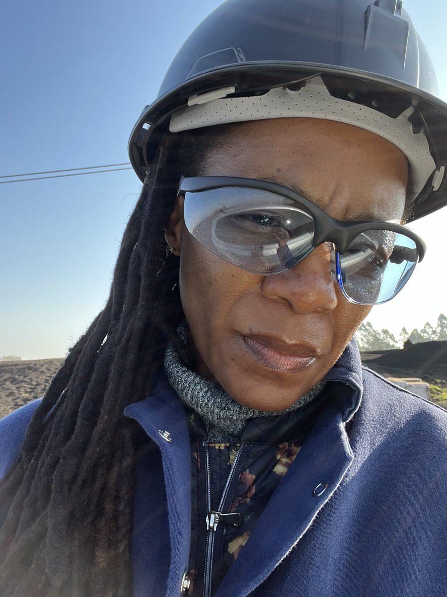 NomfundoP's tweet photo. Happy International day of Women In Mining. Equity in mining is everyone’s responsibility. #IWiM #WiM https://t.co/j1SbLl98Jd