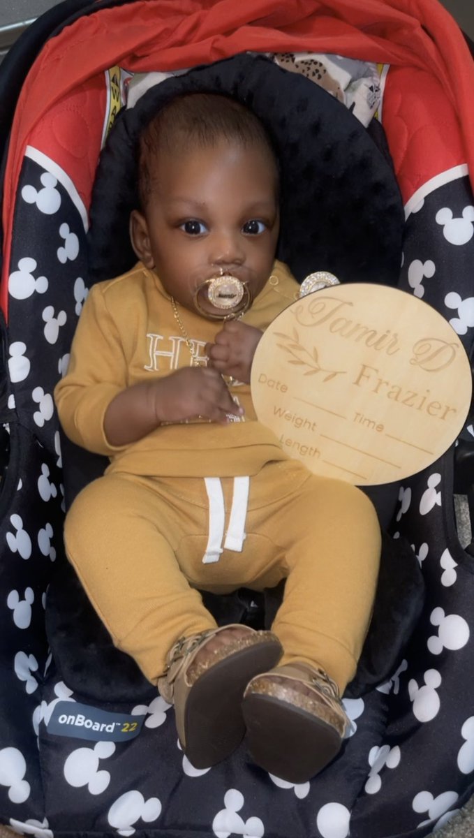 RodDaGoat4's tweet image. 👨🏾‍🍼💚