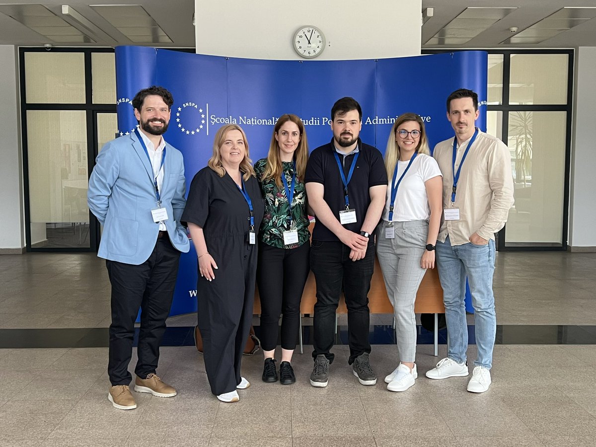 Thank you so much @nicoleta_corbu & @SNSPA_oficial team for organizing the International Graduate Conference in Communication! Great Keynote by Agnieszka Stepinska. Such a wonderful oportunity to discuss the work of our PhD candidates @FspacCluj #communicationresearch