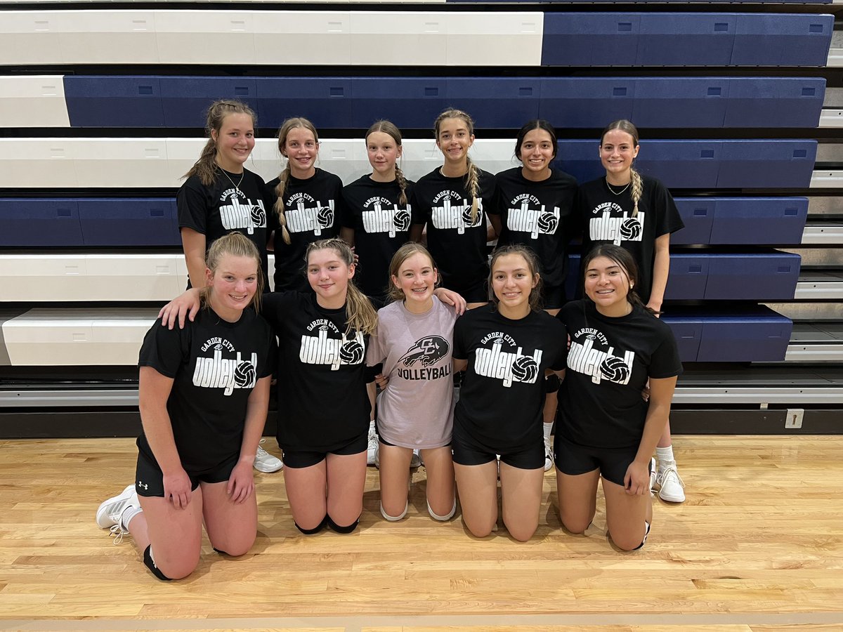 GCHS Volleyball tweet media