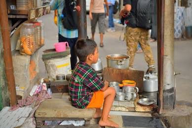 Drop a cool photo that someone took of you while you were doing your job 😊
Globally Ignored gender #ShakthiScheme 
#SaveBoyChild 
#BoyChildEmpowerment