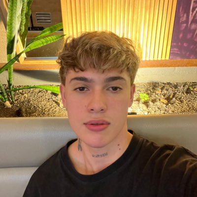 alexcoortex's tweet photo. #NuevaFotoDePerfil https://t.co/kQOIl66Bzo