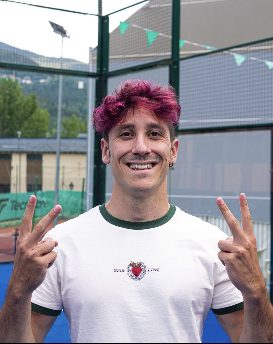 invictorgs3's tweet photo. ¿Que os parece mi nuevo look? 

A mi me flipaa 😮‍💨 https://t.co/fQDmasP1wV