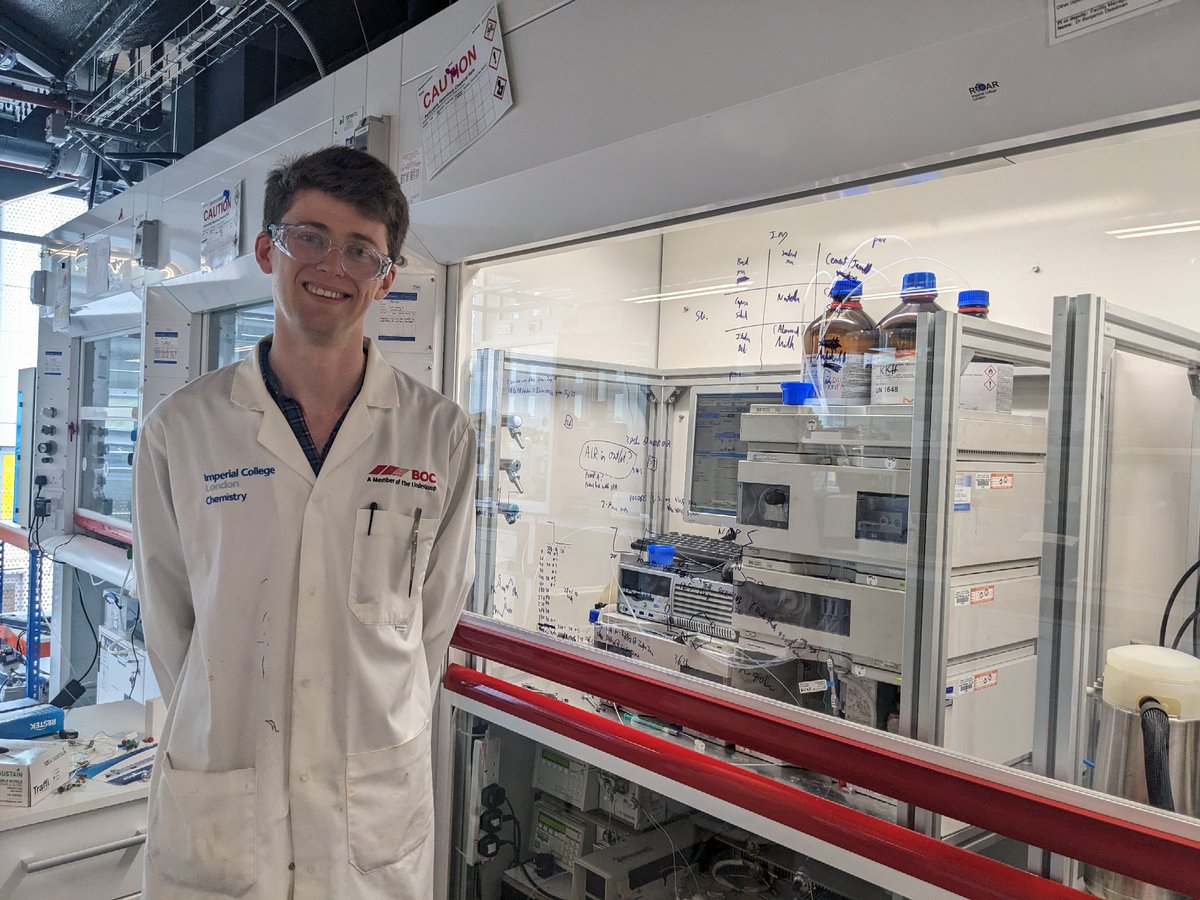 I also had the pleasure to meet final year <a href="/EPSRC_CDT_React/">EPSRC CDT rEaCt - Imperial College London</a> student Linden who talked about his experiments in transient flow. Read some of this research in his latest #OpenAccess paper published in <a href="/RSC_ReactionEng/">Reaction Chemistry & Engineering</a>!
pubs.rsc.org/en/content/art…