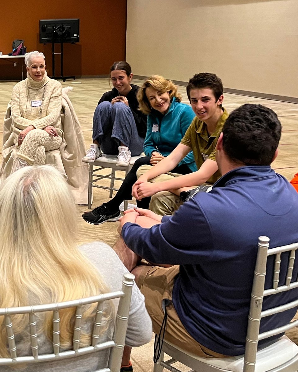 TempleEmanuelBH's tweet photo. Ready to make a difference? TEMTY empowers Jewish teens (grades 8–12) to give back and connect with their community. Join us for heartwarming Shabbat dinners, joyful holiday celebrations, impactful community projects, and more!

Learn more here: https://t.co/LJd68jwNPR https://t.co/hhklftRGKE