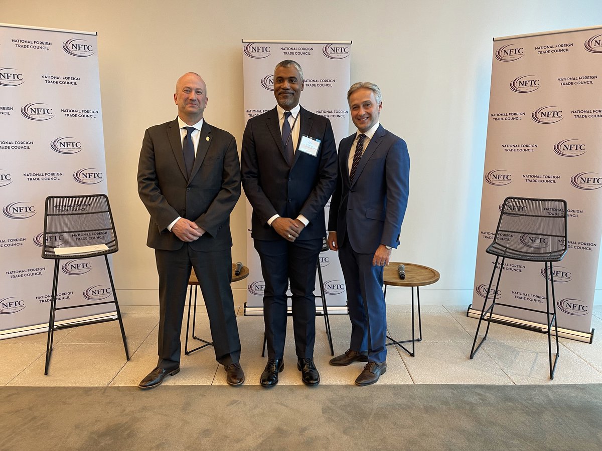 At the @NFTC event on Tuesday, Ian Saunders, US candidate for @WCO_OMD Secretary General, facilitated rich dialogue with US diplomats, CBP leadership, & private sector reps. United, we shape the future of global customs, fostering international collaboration & progress. #IANSG