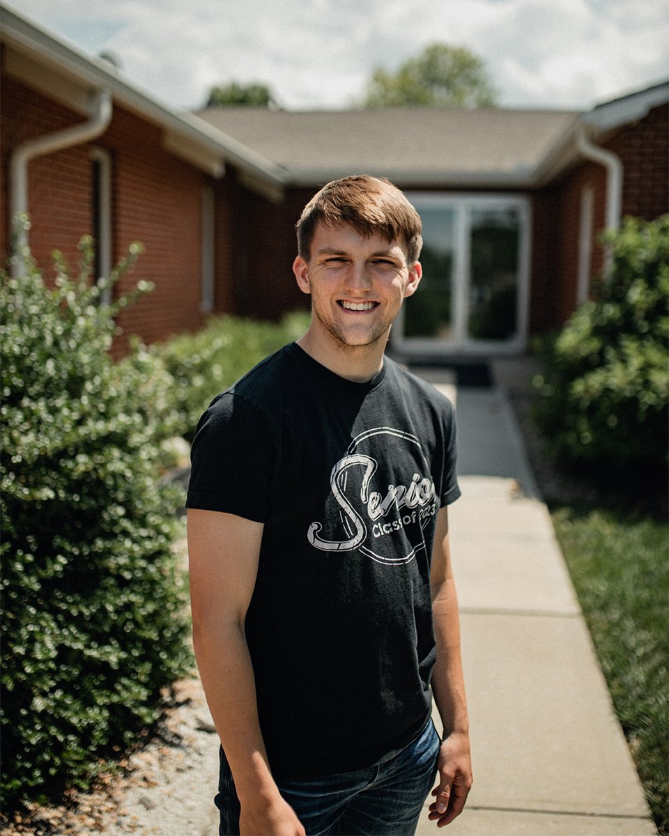 fcfamilykc's tweet photo. Meet the Summer 2023 interns of Fellowship Church, here to serve and do the work of the ministry!
Trever Maxville
Hayley Elkins
Ben Kemper
Christiana Cone
#fctogether https://t.co/CAA7sie3AE