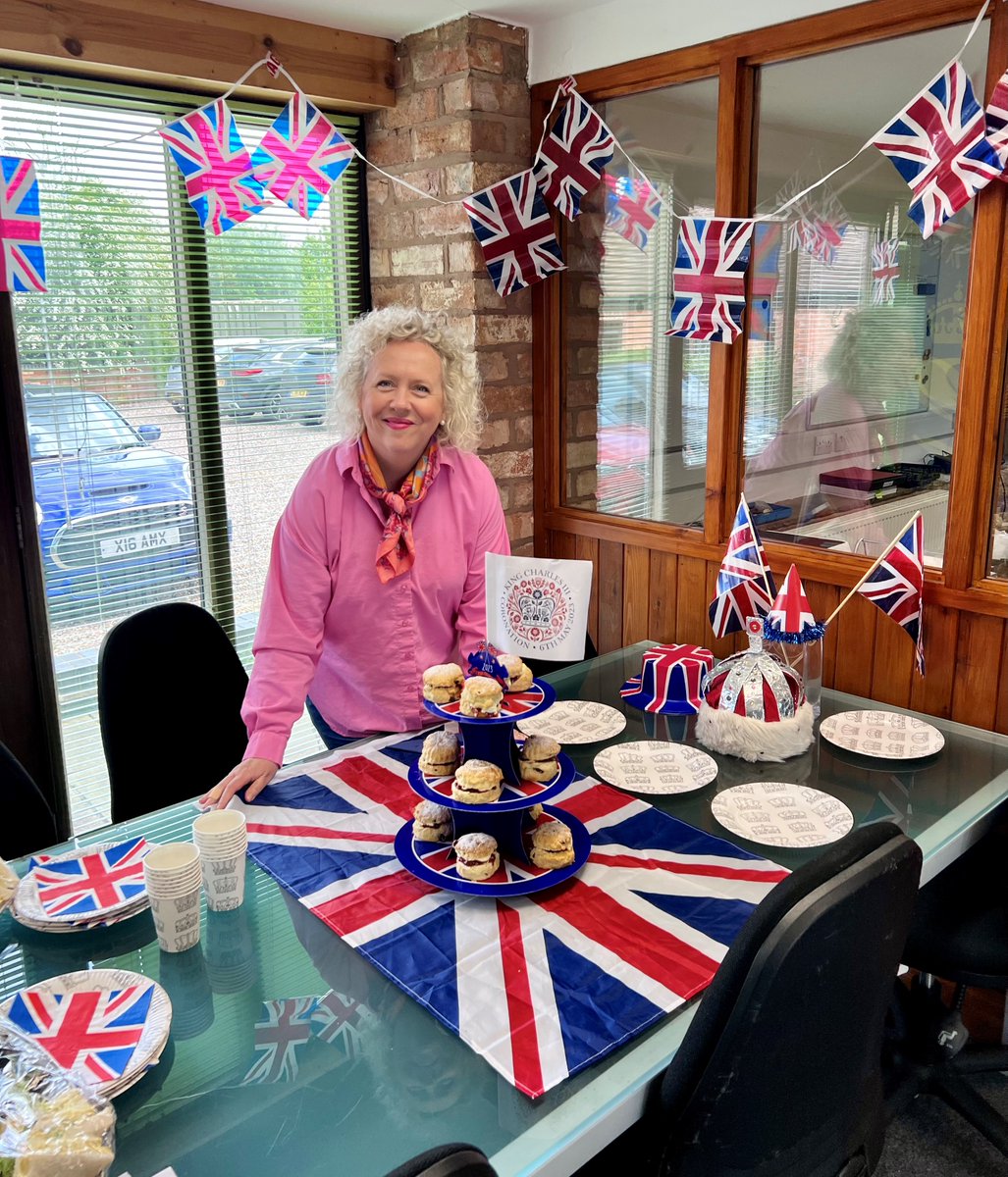 Last month Christina helped one of our clients host their Coronation celebrations as a part of their internal marketing.

They had a fantastic time and enjoyed getting together to celebrate the best of British.

#Throwbackthursday #kingscoronation #internalmarketing