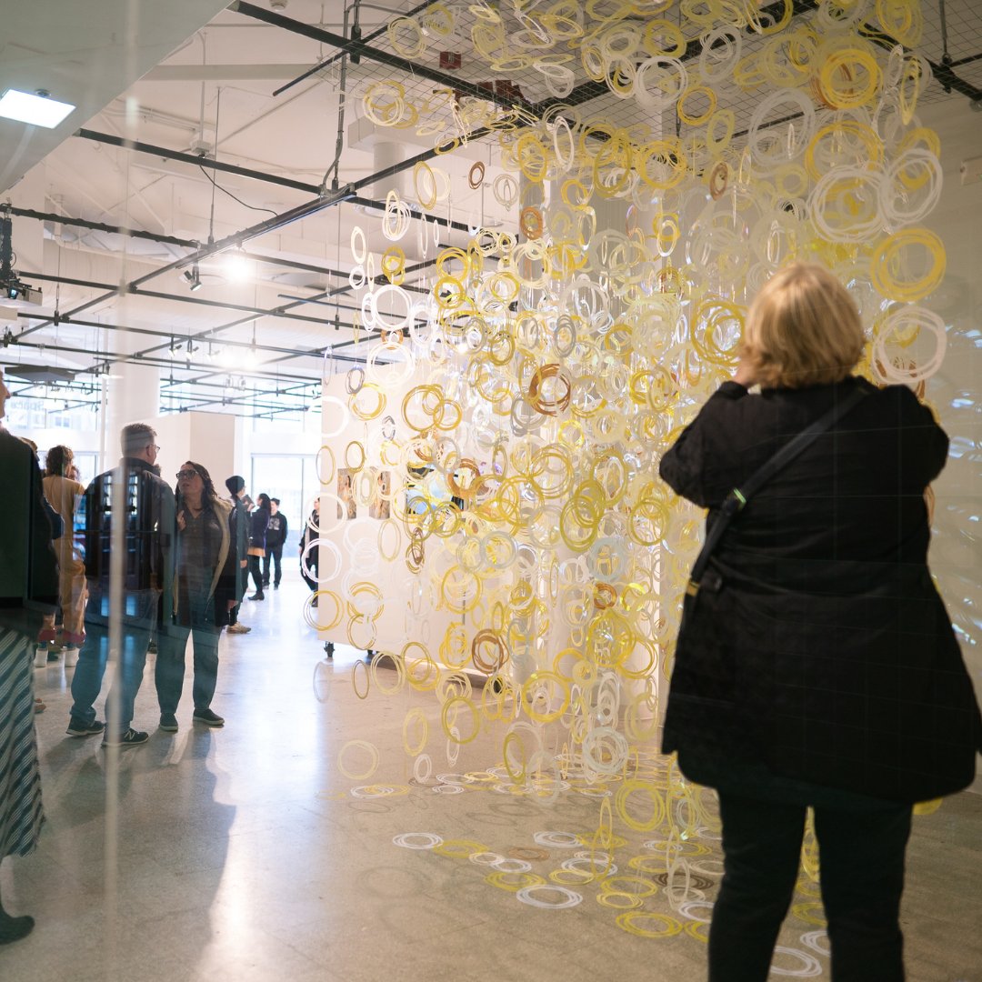 merconmain's tweet photo. Discover a vibrant art scene at the @RITtigers City Art Space, conveniently inside #SibleySquare right next to the #MercantileOnMain. ✨

Immerse yourself in a world of art at the #RITArtGallery. 🎨

Check it out for yourself! https://t.co/hqUxC43fT2