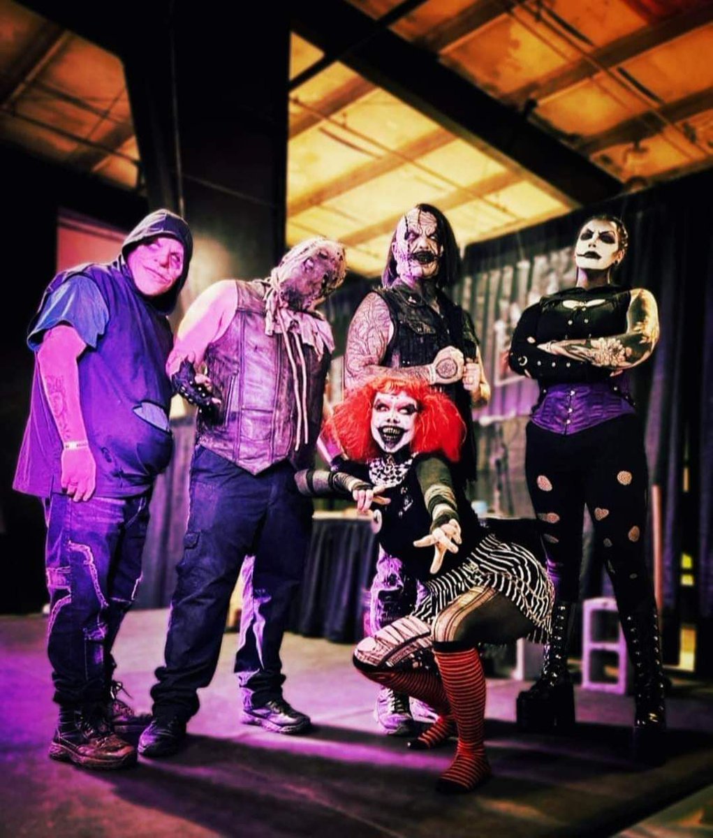 NecroDccs's tweet photo. Headed your way @Lockeduptattoo1 

#tattoo #convention #sfx #deadcitycircussideshow #dccs #lockedup https://t.co/cpRwRtozNc