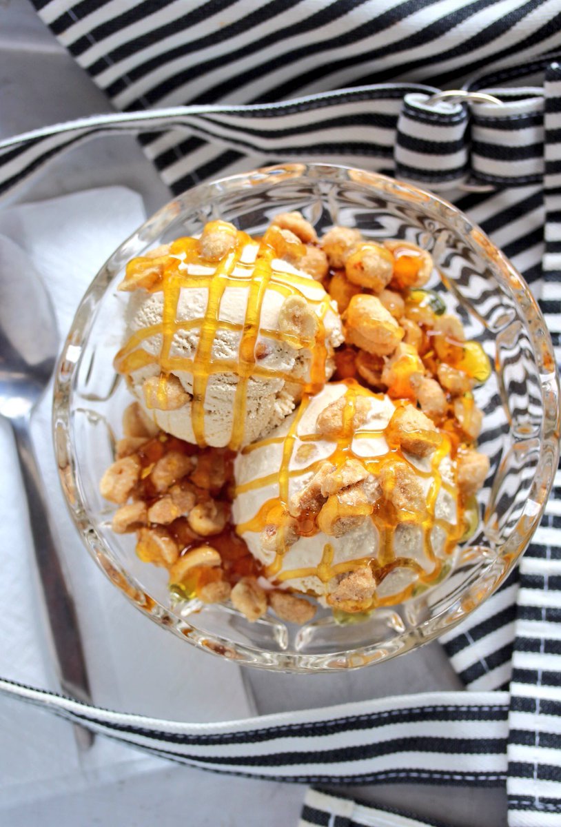 humphryslocombe tweet media