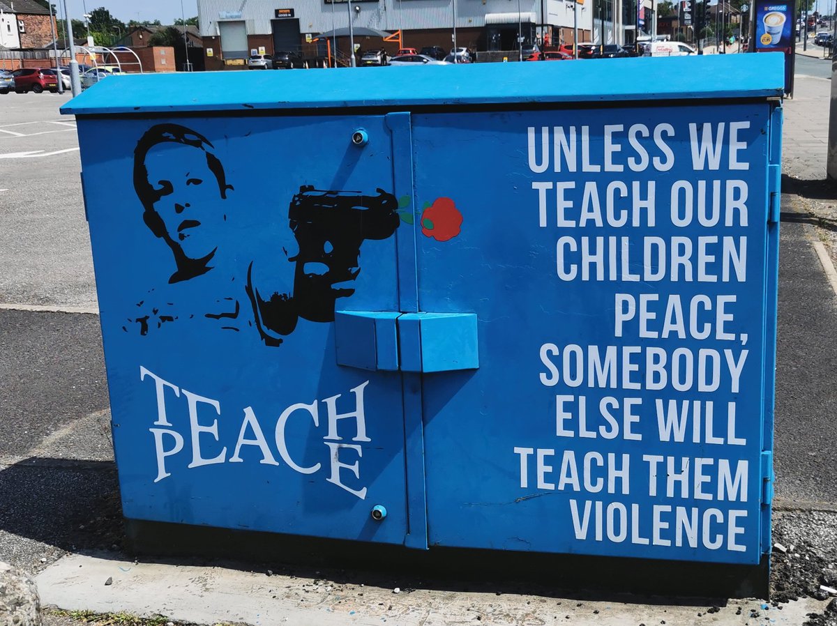 True.
Edge Lane, Liverpool. <a href="/oldpicposter/">Kathleen</a>