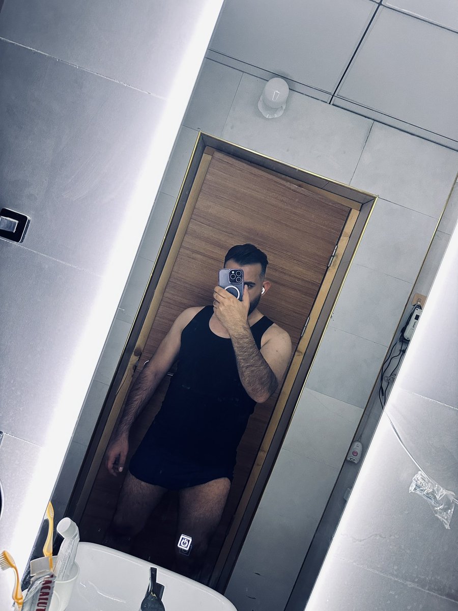 منو مشتهيه عير جبير 😎