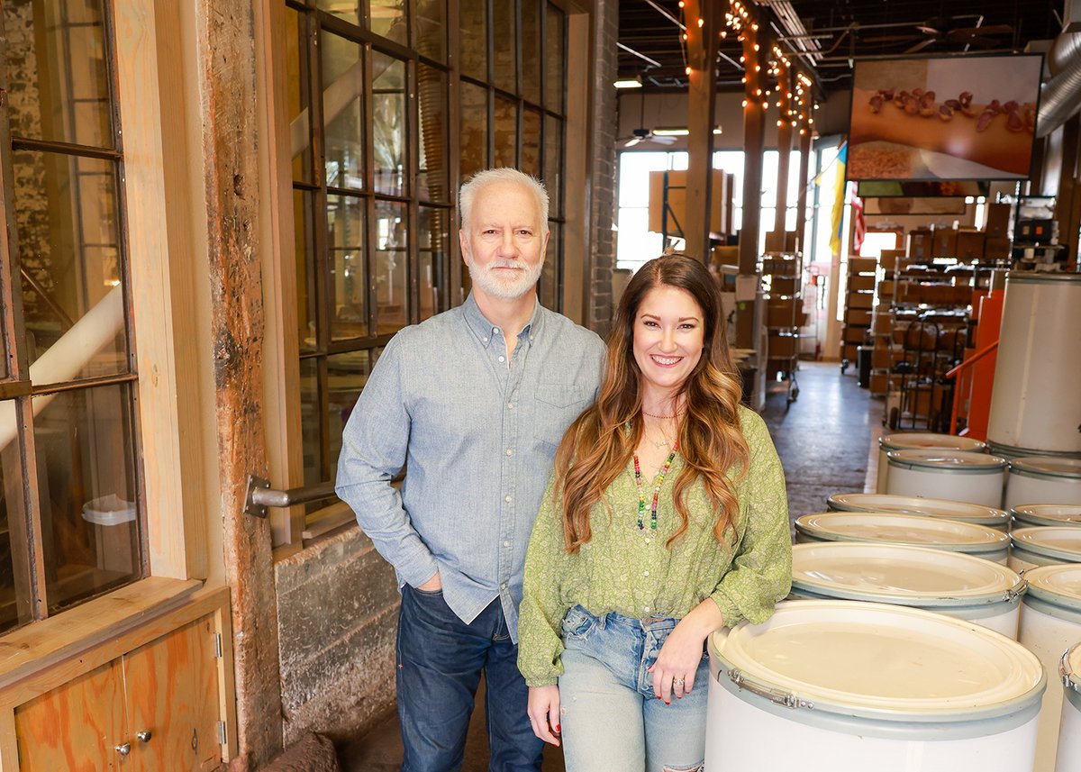 askinosie's tweet photo. It’s almost Father’s Day, the perfect time of year to spotlight what makes our father/daughter business so special. We’re proud to be changing the craft chocolate industry for the better. Visit https://t.co/8OaPnGhwZw to learn more! https://t.co/FkRpc22qZu