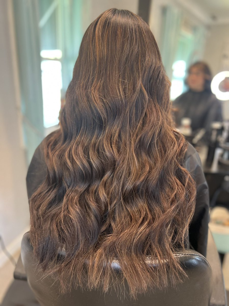 This is your sign to get your hair done and make yourself feel as good as you look🤌🏽🥰