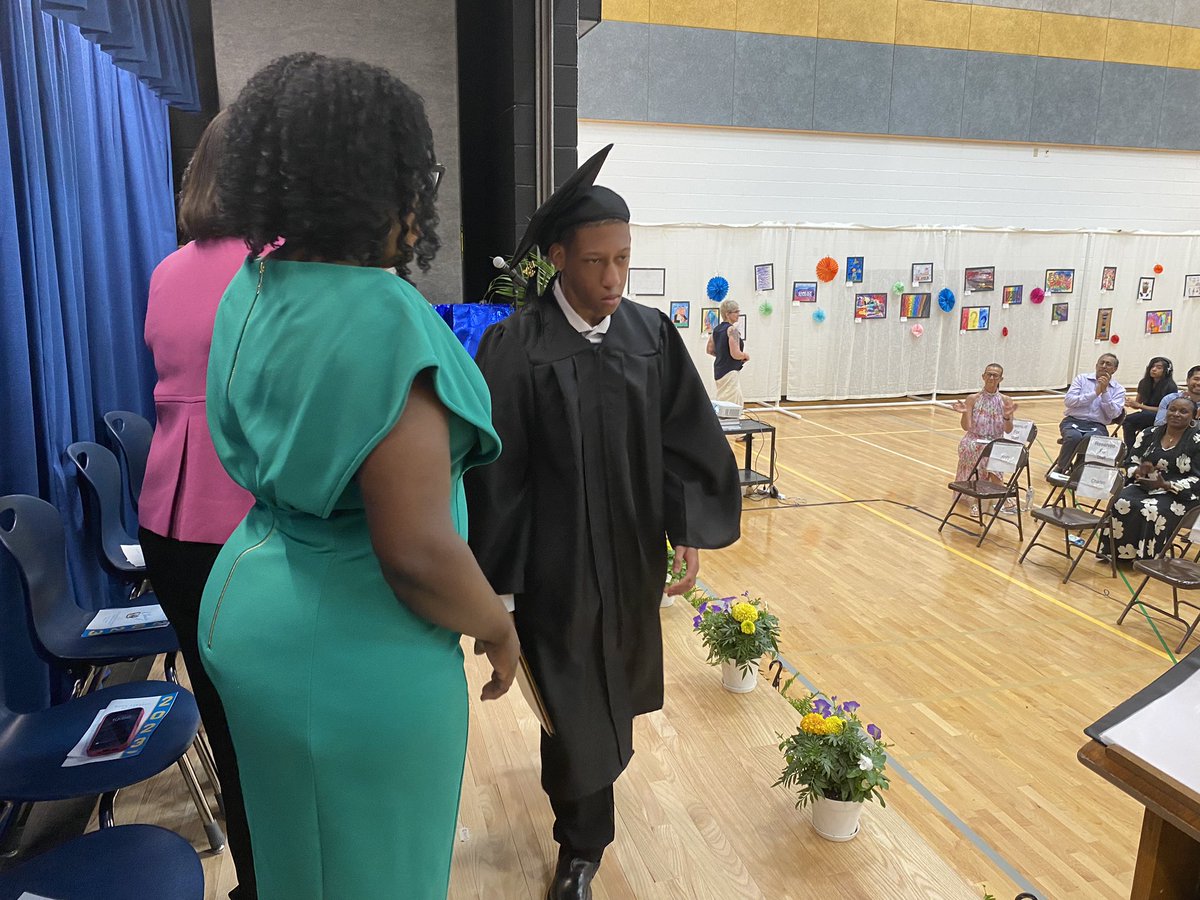 LearnerDSLI's tweet image. An absolutely beautiful graduation ceremony at Rock Terrace School! Thank you @DrGJonesRTS, staff and families for making this such a special event and a special place! #MCPSGrad @Lynne4Students @MCPS @DrJones_OSSI