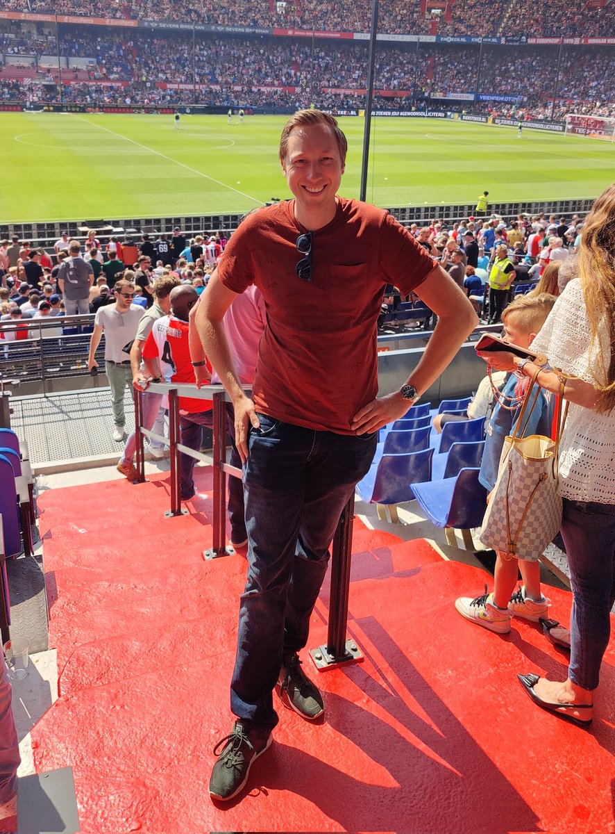 Sander MvdB tweet media