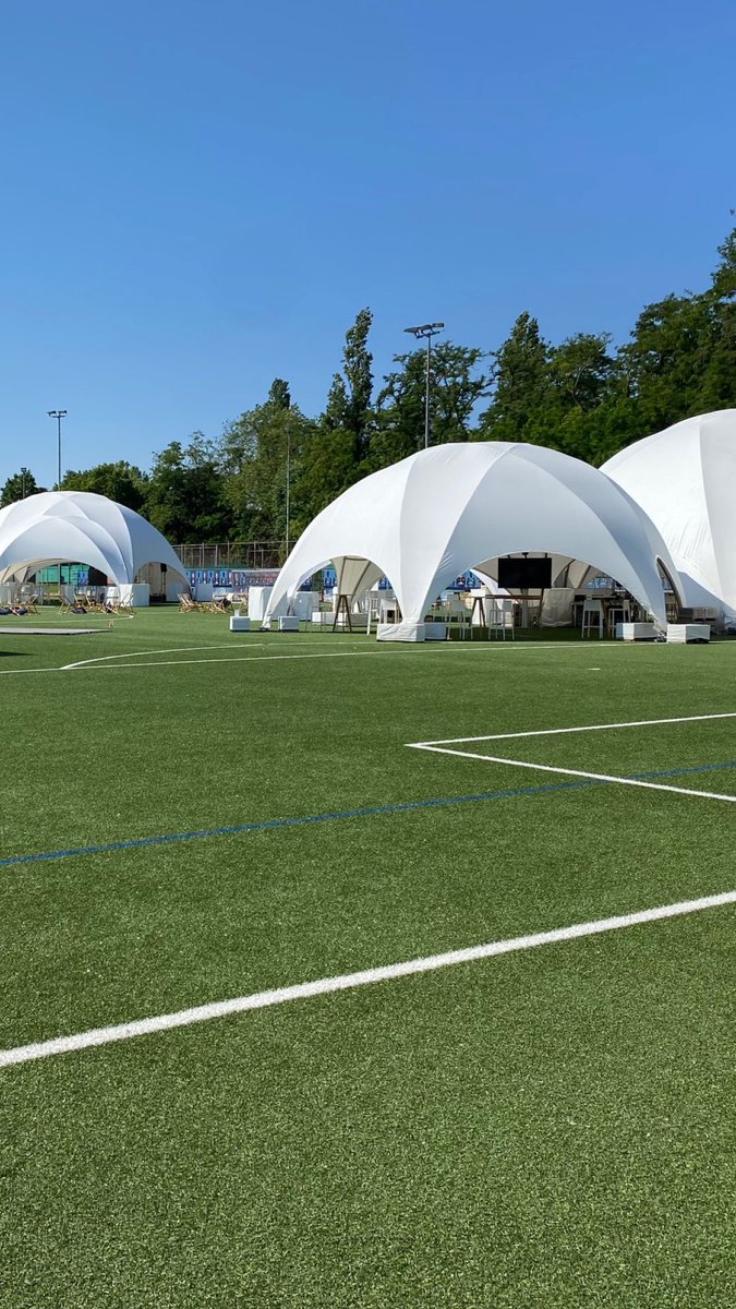 KfW's tweet photo. Neben den Vorträgen warten am #Zukunftstag auch zahlreiche Stände auf die KfW-Mitarbeiterinnen und Mitarbeiter. Hier präsentieren Gründerinnen und Gründer ihre Start-ups, Produkte können erlebt und getestet werden und Ideen mit Expertinnen und Experten ausgetauscht. 🔈
#KfWplus https://t.co/g5yjcMFbXE