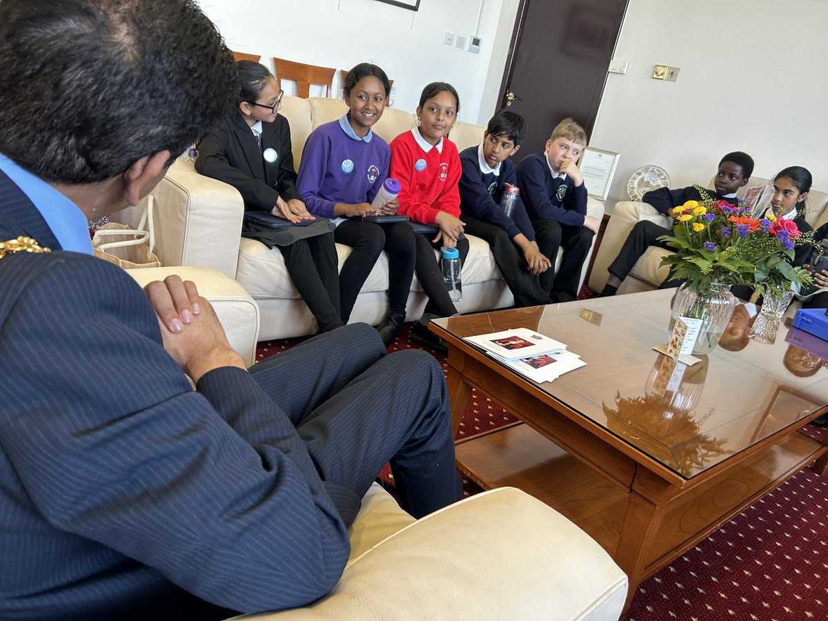 Oldham Council tweet media