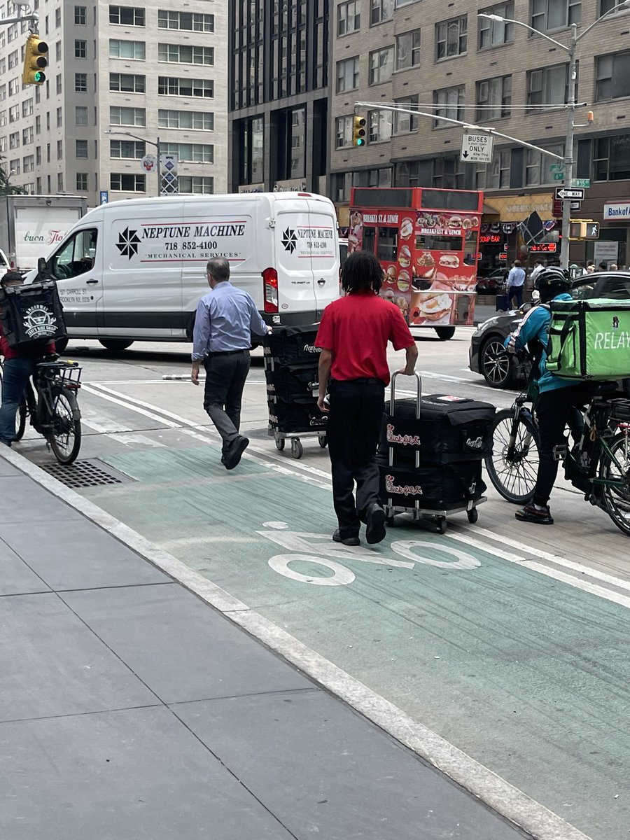 buffyro's tweet photo. Just spotted a whole lot of Chick-fil-A traveling up 6th Ave. Some interns are about to be very happy! 🤣 https://t.co/1SK3vFDFGK