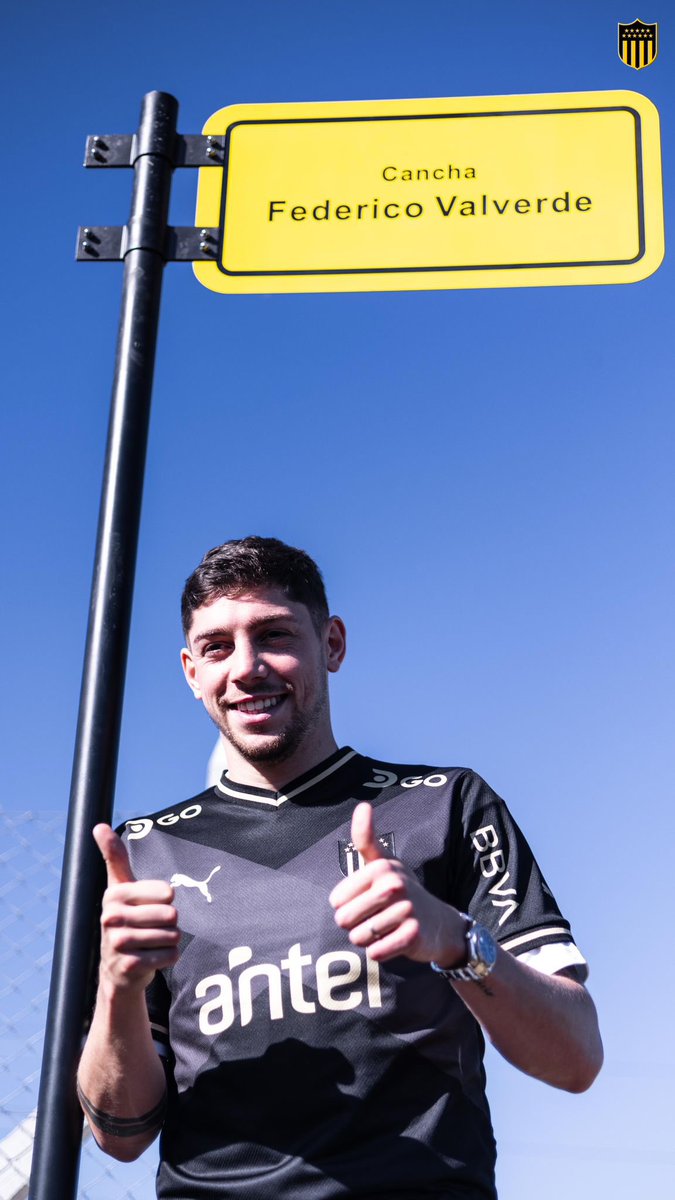 OficialCAP's tweet photo. Fede Valverde en su Casa 🏟️🥹 https://t.co/dzVCQw1o9U
