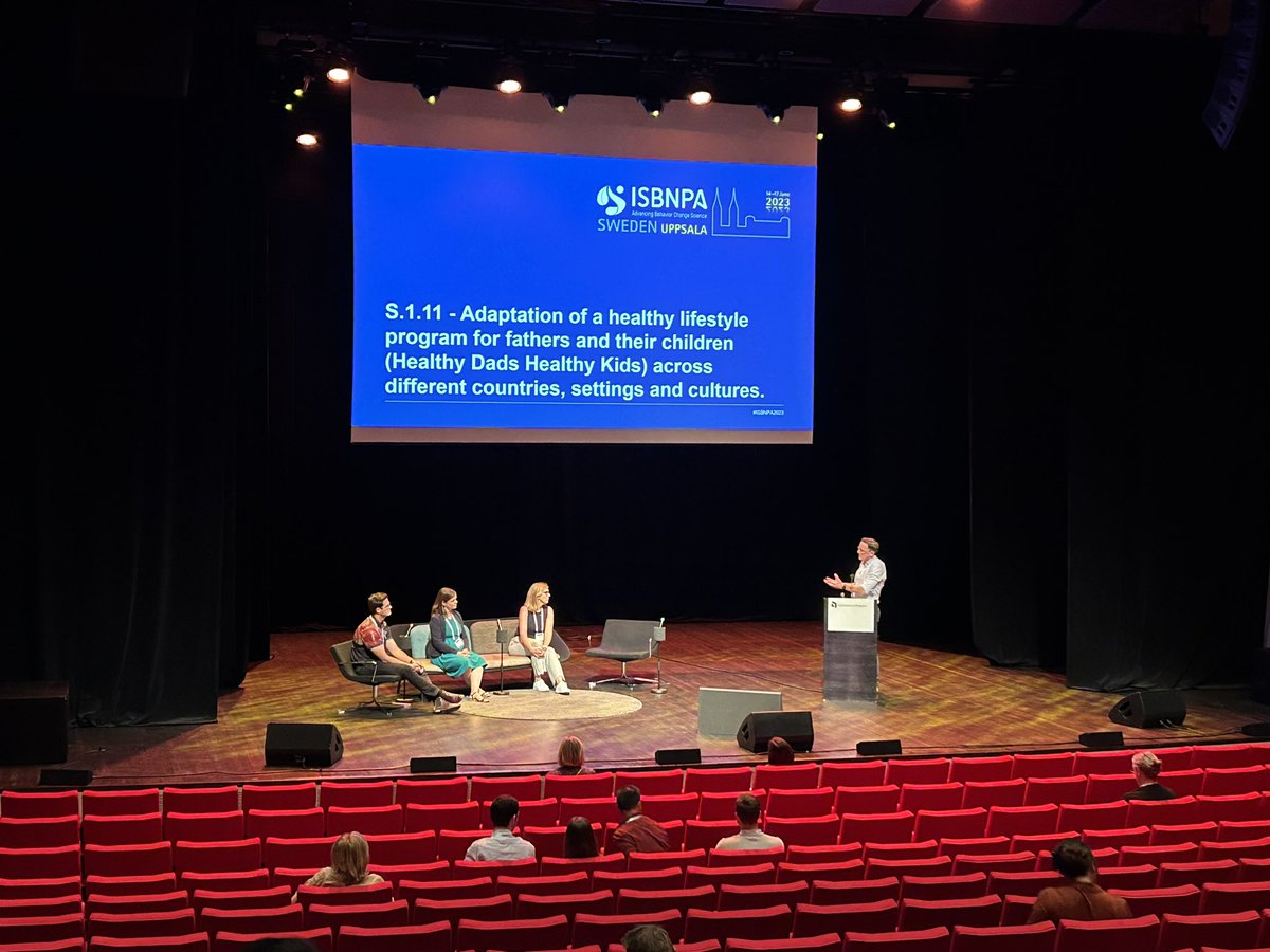 EmilyRCox14's tweet photo. Fantastic end to #ISBNPA2023 day 2 with a symposium on adapting the Healthy Dads, Healthy Kids program @HDHKinfo across different countries, settings and cultures, led by @philmorgo 👨‍👧

@UON_CALL @HMRIAustralia https://t.co/WaAsF8RW2z