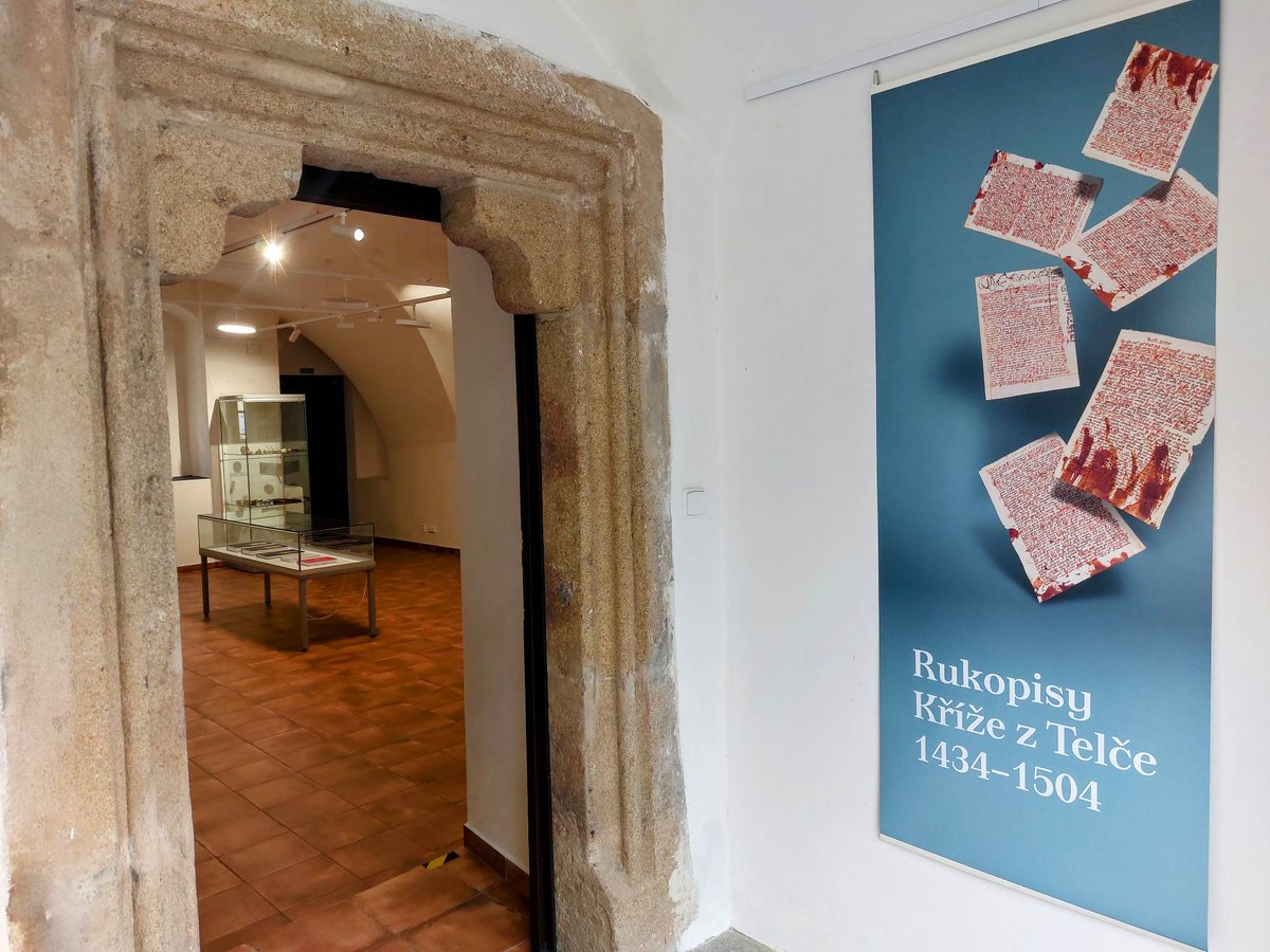 medieval_cuni's tweet photo. Our exhibition, Manuscripts of Crux of Telč 1434–1504, opened last Friday at the State Regional Archives in #Trebon.
Prof. Doležalová and her team from @CharlesUniPRG gave an informative lecture on Crux as a medieval scribe. ✍️
#InternationalArchivesDay https://t.co/yx3PZtqpIm