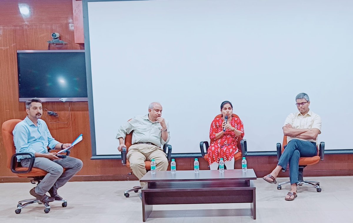 ORG has successfully organised the Grant Writing Workshop for the Division of Biological Sciences @iiscbangalore. The event comprised insightful talks and an engaging panel discussion. 

#GrantWriting  #iisc #funding #research #writing #ORG #grant #researchgrants #workshop