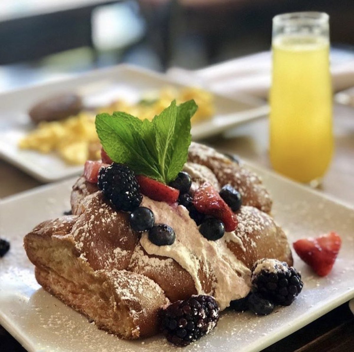 Sun in my Belly tweet media