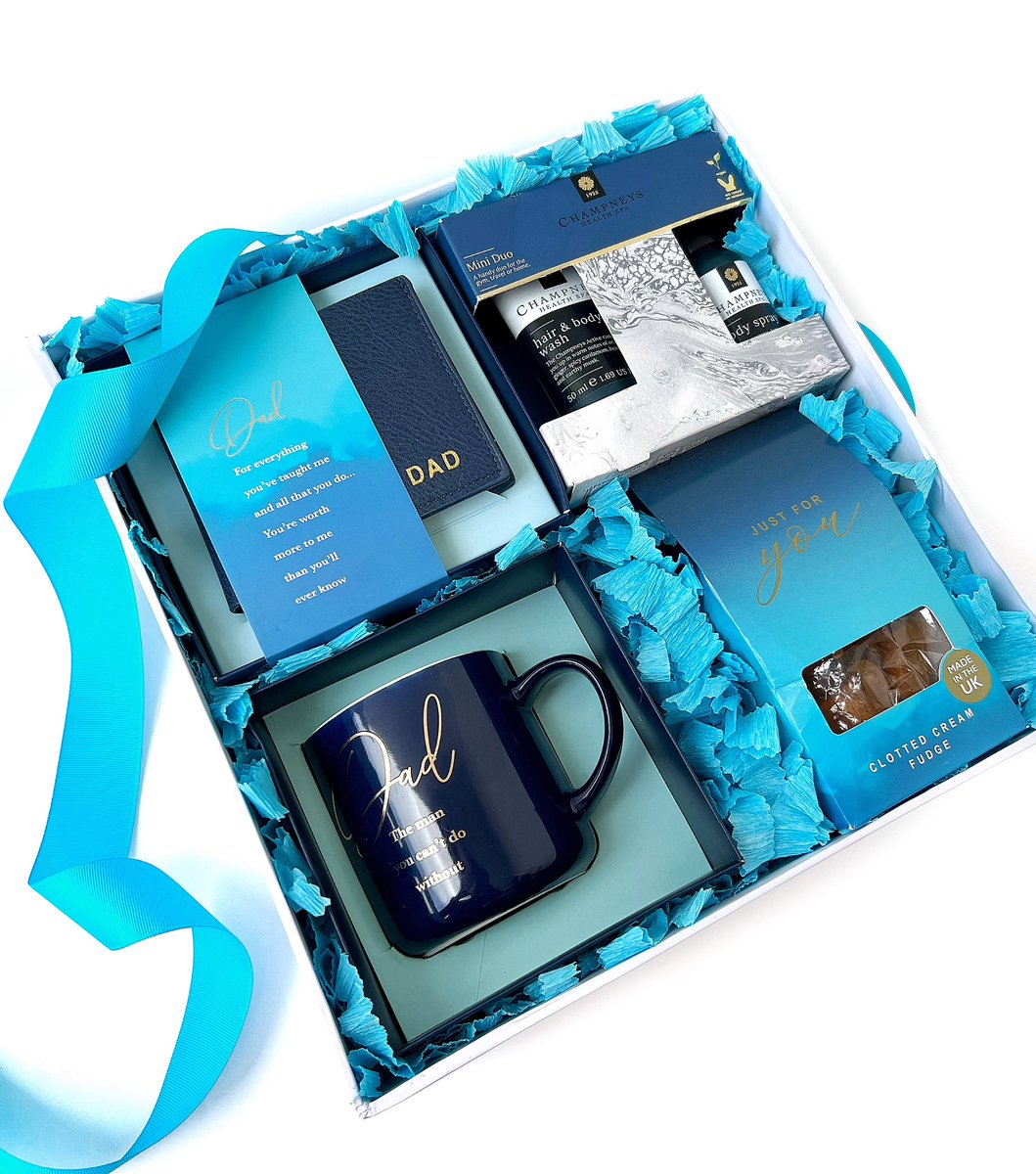 genies_box's tweet photo. Father’s Day is in 3 days. If you are looking for gift ideas,here’s a thread of gift sets you can get for them. 
You can buy the sets as they are, mix and match to suit your budget &amp; preference or buy items individually. 
Slide 1/2: N46,000
Slide 3: N54,950
Slide 4: N84,000 https://t.co/TvD6N8npTY